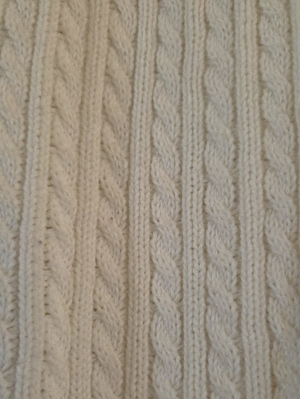 White Cable Knit Button-Front Collared Cardigan - Picture 3 of 7